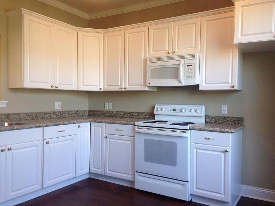 Big kitchen