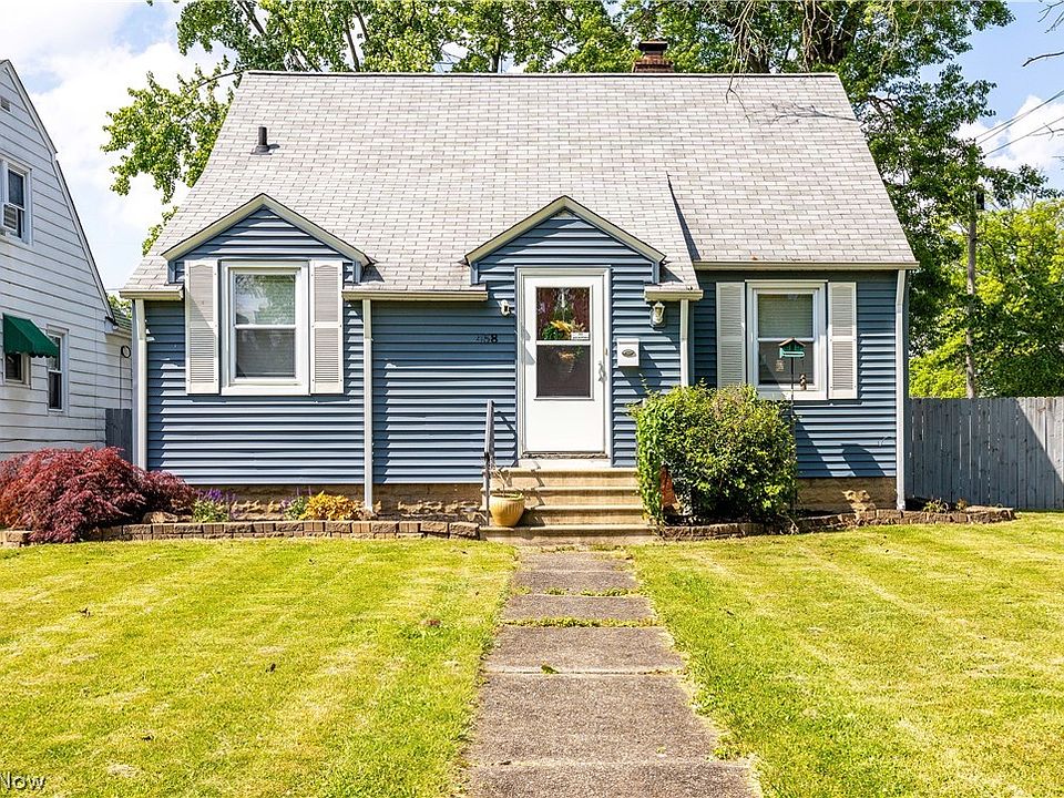 1st image of 458 Cambridge Ave