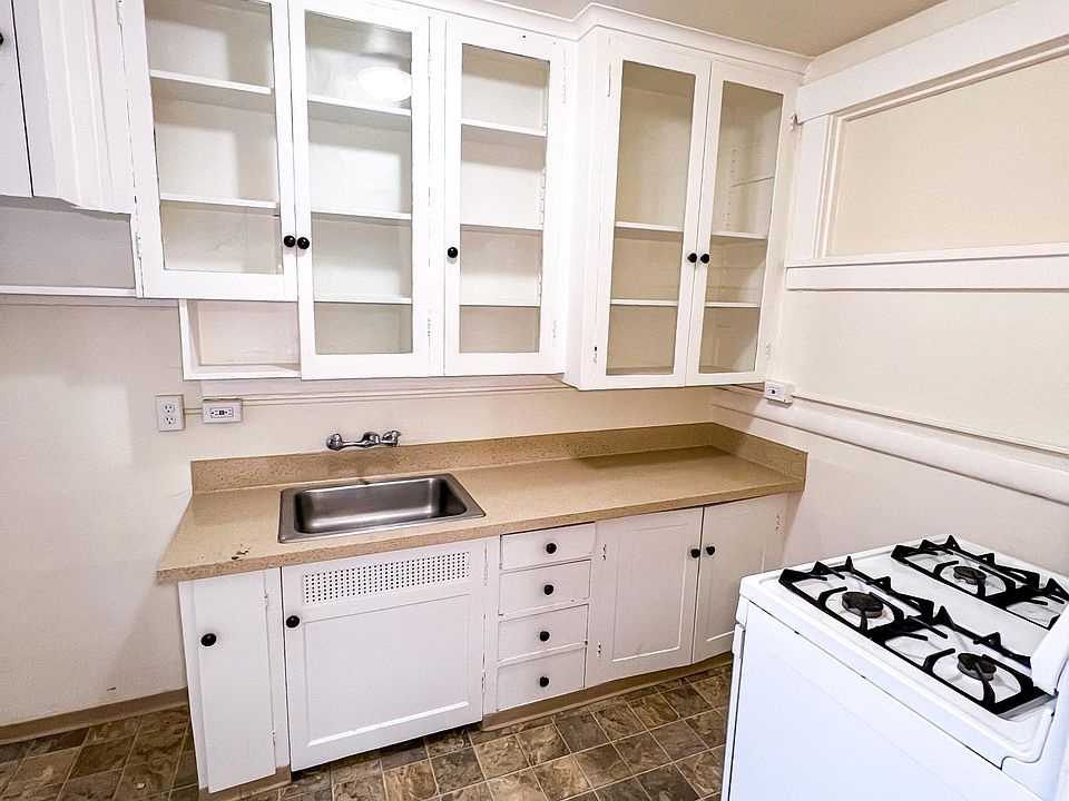 1st image of 621 1st Ave #205