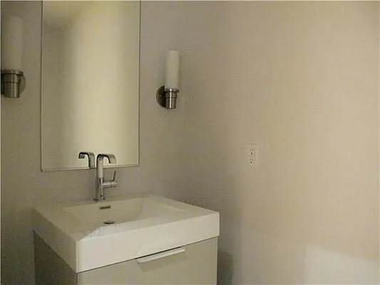 Rented by 212 Consulting Corp | media 23