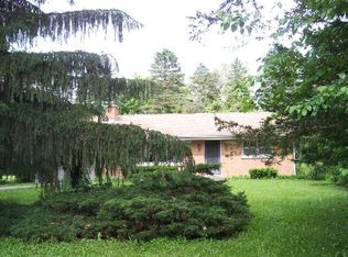 11940 Oceola Dr, Algonquin, IL 60102