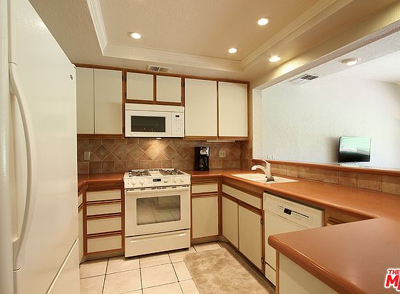 4th image of 77571 S Woodhaven Dr