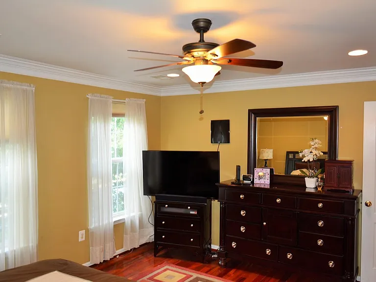 43221 Whisperwood Ter — Photo 11