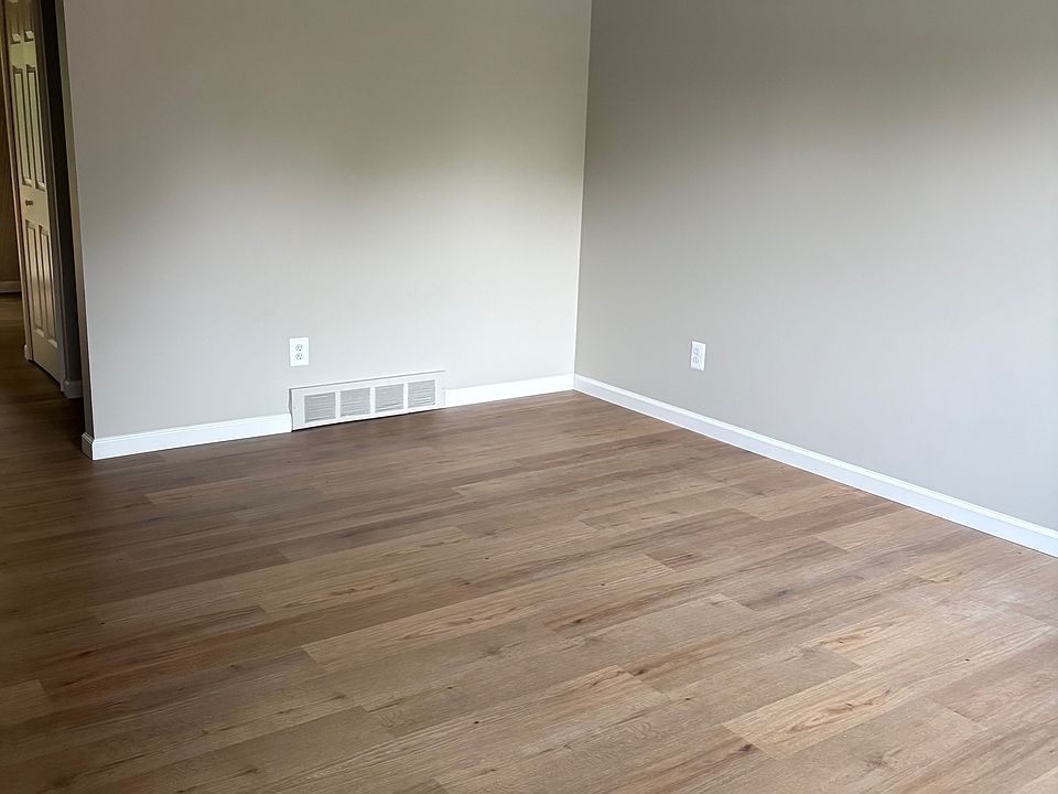 1st image of 45576 Birchcrest St #260
