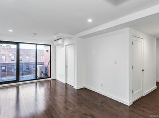 43-12 214th Place #4D, Bayside, NY