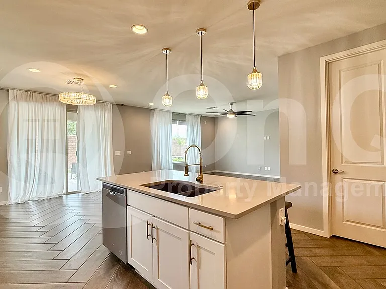 3557 E Tina Dr — Photo 10