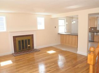 15 Rockland St #11, Newton, MA 02458