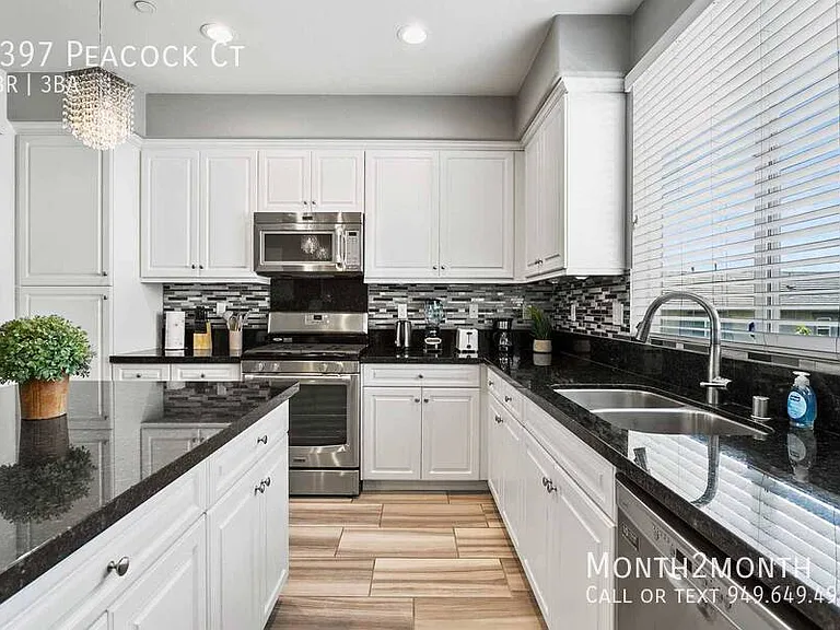 6397 Peacock Ct — Photo 7