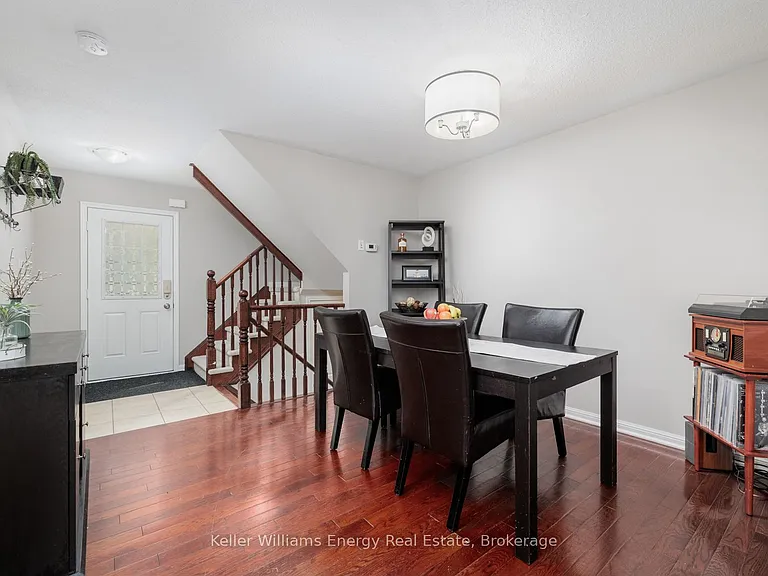 926 Burrows Gate — Photo 4