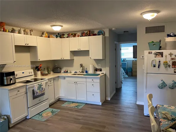2905 Pierce St APT 7, Hollywood, FL 33020