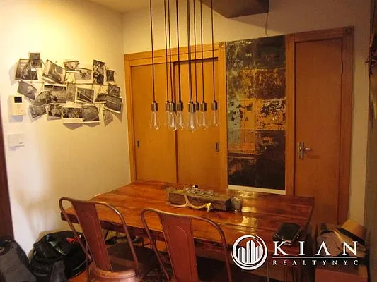 Rented by Kian Realty | media 6