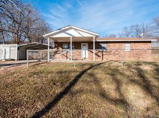 135 N Bluff St, Catoosa, OK 74015