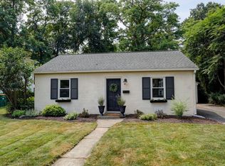 33 Penhurst Rd, Rochester, NY 14610