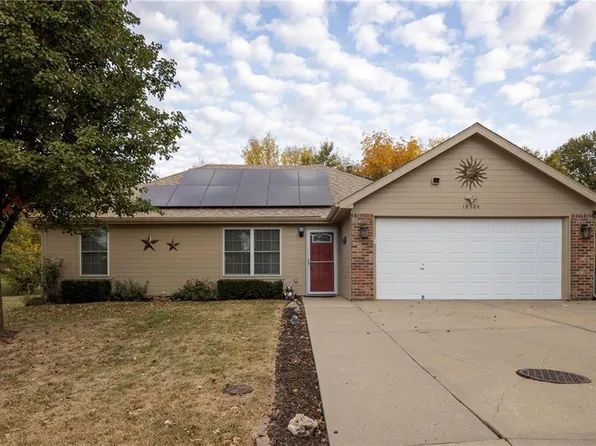 18304 E 24 Highway Cir, Independence, MO 64056