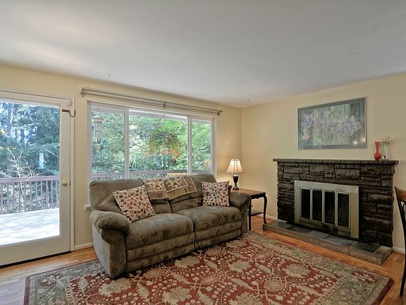 4th image of 15228 Ashworth Ave N