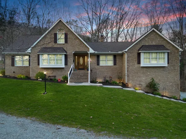 4620 Carvins Cove Rd, Salem, VA 24153