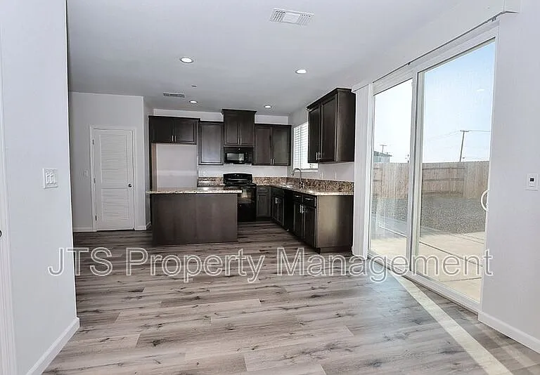 5 Oak Manor Way — Photo 16