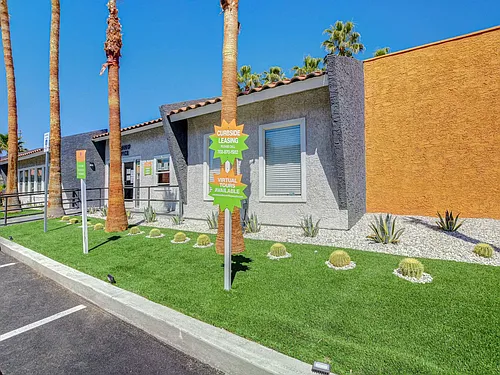 Sundance Village Apts Photo 1