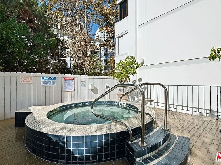 10660 Wilshire Blvd #101 — Photo 19