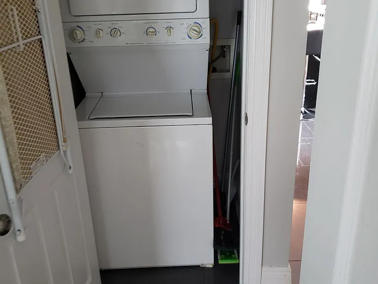 1215 Josephine St #21 — Photo 8