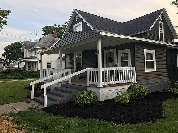 2nd image of 304 N Main St
