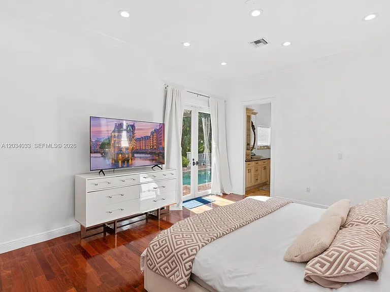 1223 Jackson St — Photo 21
