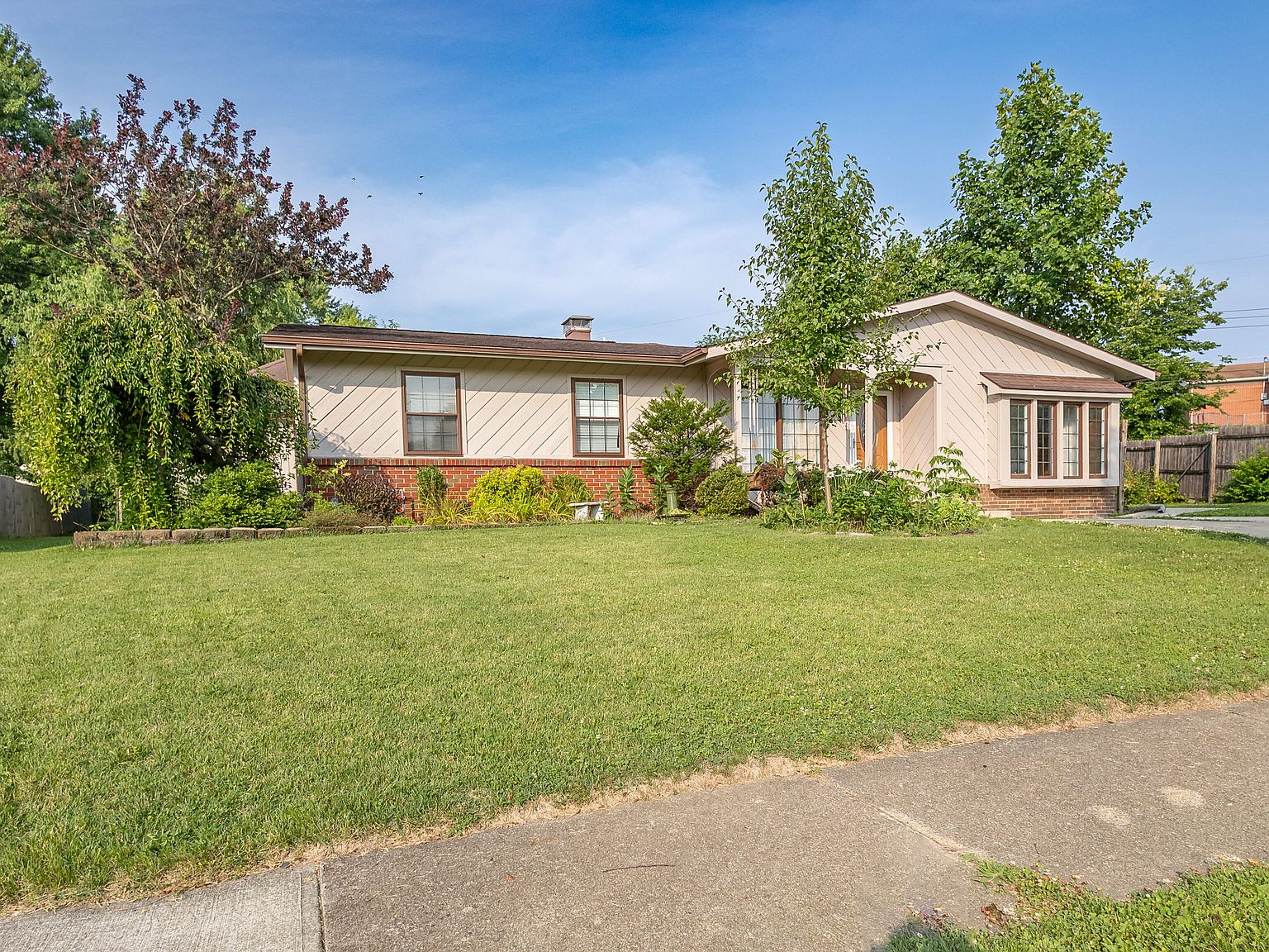 825 Parkview Dr, Rushville, IN 46173 MLS 21922615 Zillow