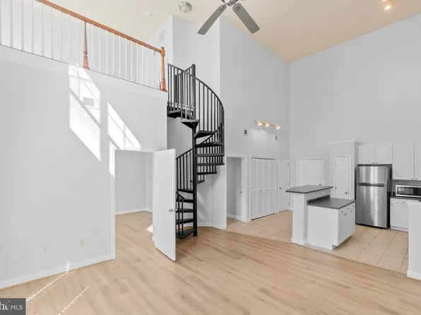 501 Hungerford Dr APT 315, Rockville, MD 20850