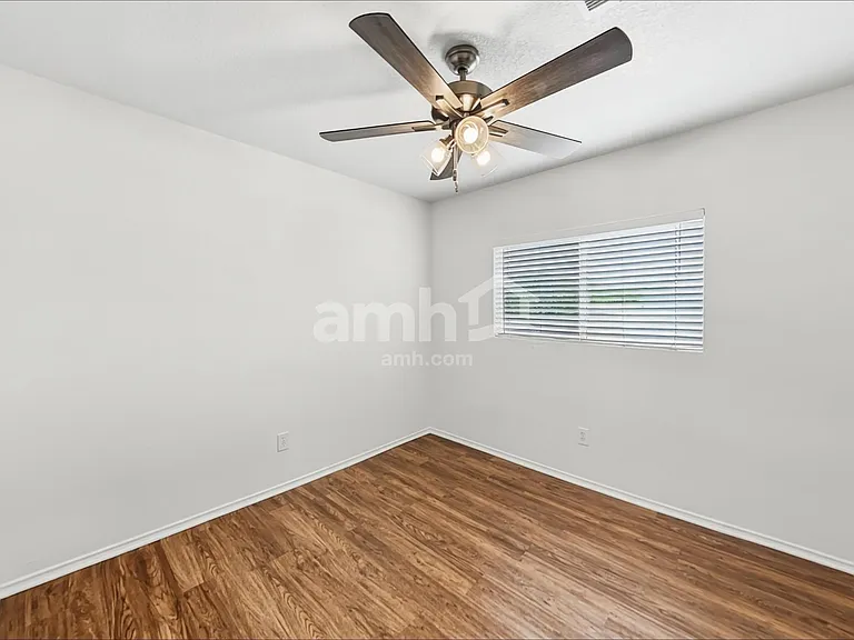 10055 Sungate Park — Photo 14