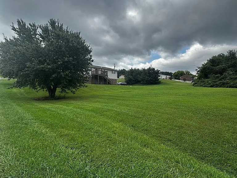 5297 Stuffel Rd — Photo 26