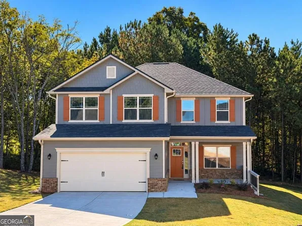216 Magnolia Villas Dr, Cornelia, GA 30531