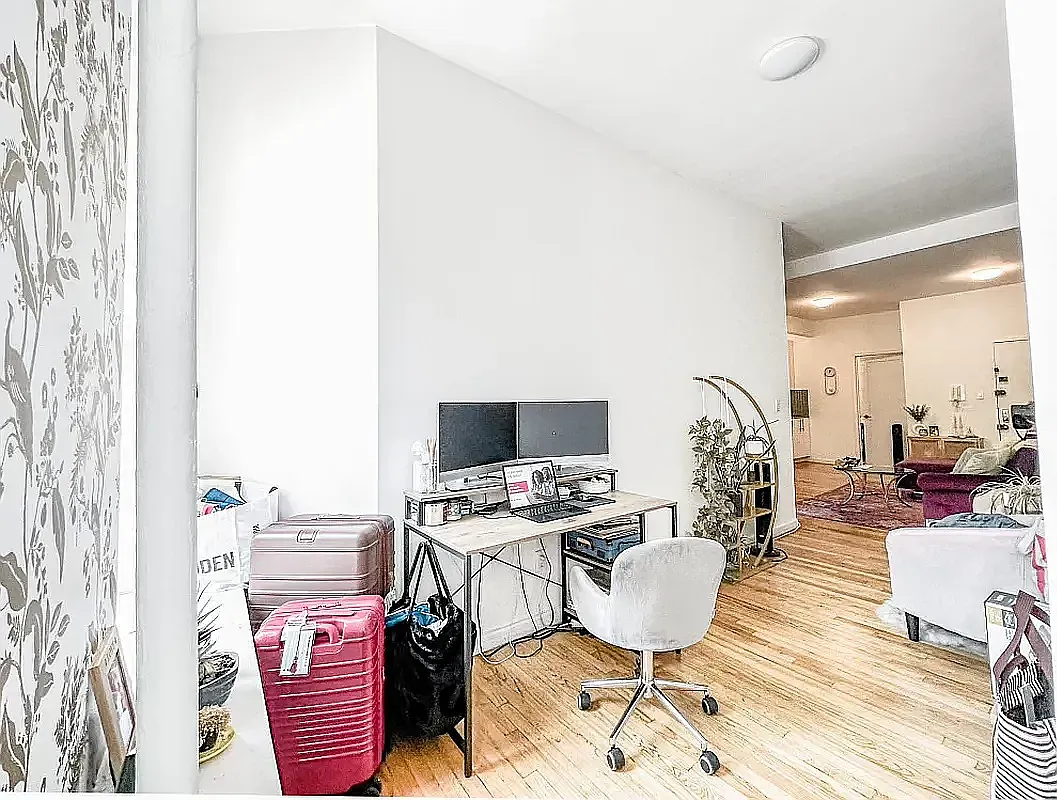 360 Third Avenue — Photo 3