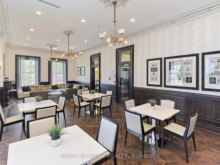 28 Linden St #1405 — Photo 44