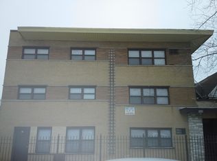 8149 S Exchange Ave APT 3F, Chicago, IL 60617