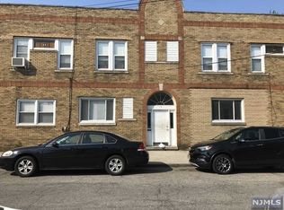 19 Liberty St, Kearny, NJ 07032