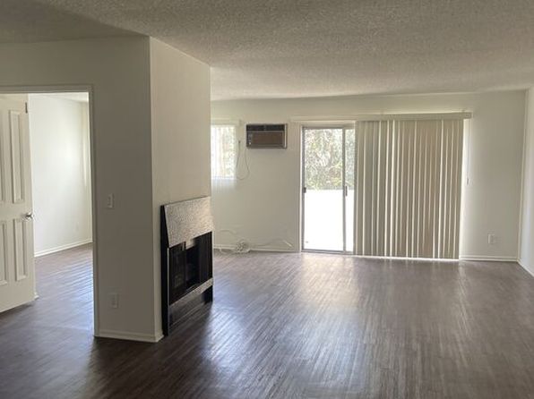 1820 S Bentley Ave APT 205