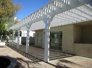 25339 Carson Way, Newhall, CA 91381