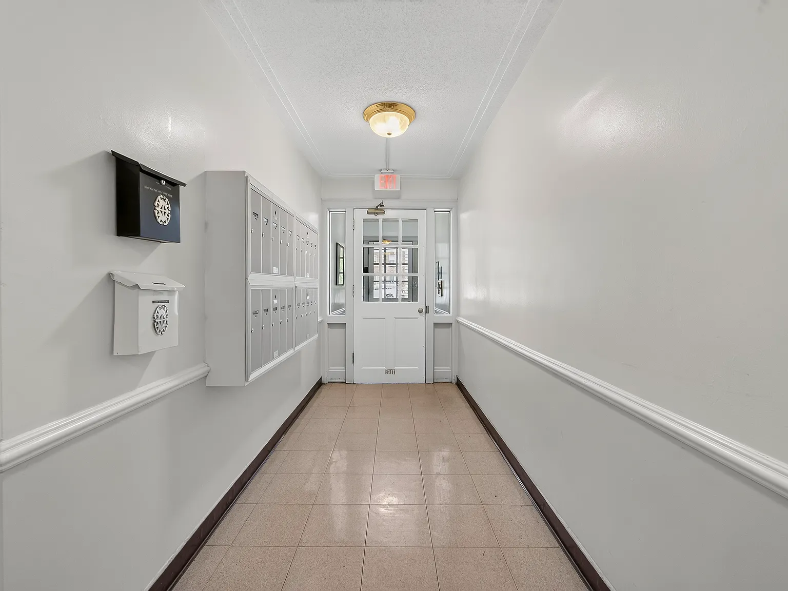 1 bed, 760 sqft, $2,700 — Photo 2