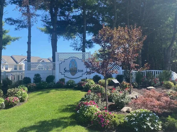 121 Commodore Circle #121, Port Jefferson Station, NY 11776