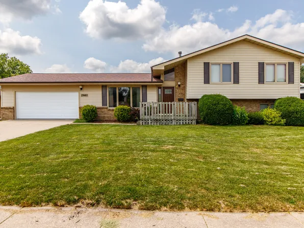 2861 Monroe Dr, Ames, IA 50010