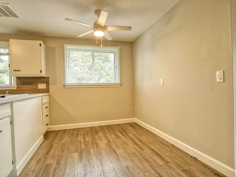244 Westgate Rd #2 — Photo 3