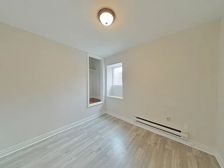 1154 Queen St W #202 — Photo 5