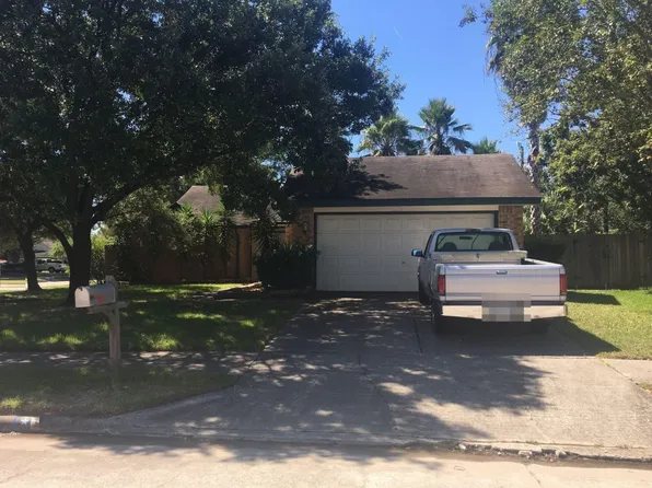 9803 Haverdown Dr, Houston, TX 77065