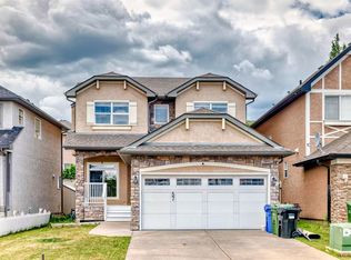 57 E Sherwood Ter NW, Calgary, AB T3R 1M9