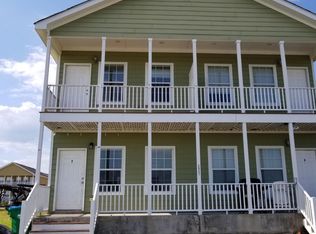 2021 Carondelet St #A, Ocean Springs, MS 39564