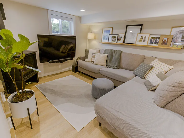 588 N Cortez St — Photo 19