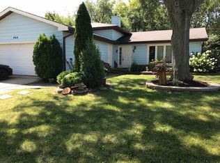 460 Raphael Ave, Buffalo Grove, IL 60089