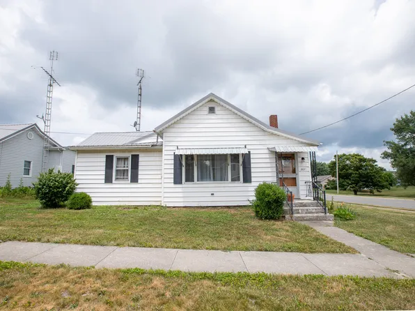 207 E Center St, Fort Recovery, OH 45846