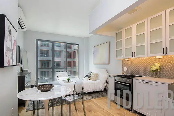Rented by The KCI Group | media 2