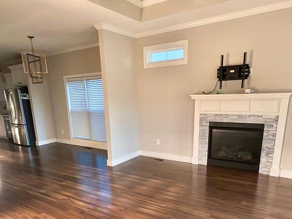 3rd image of 1433 Garner Rd